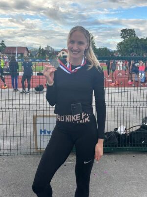 Agata Zupin hot athletics babe